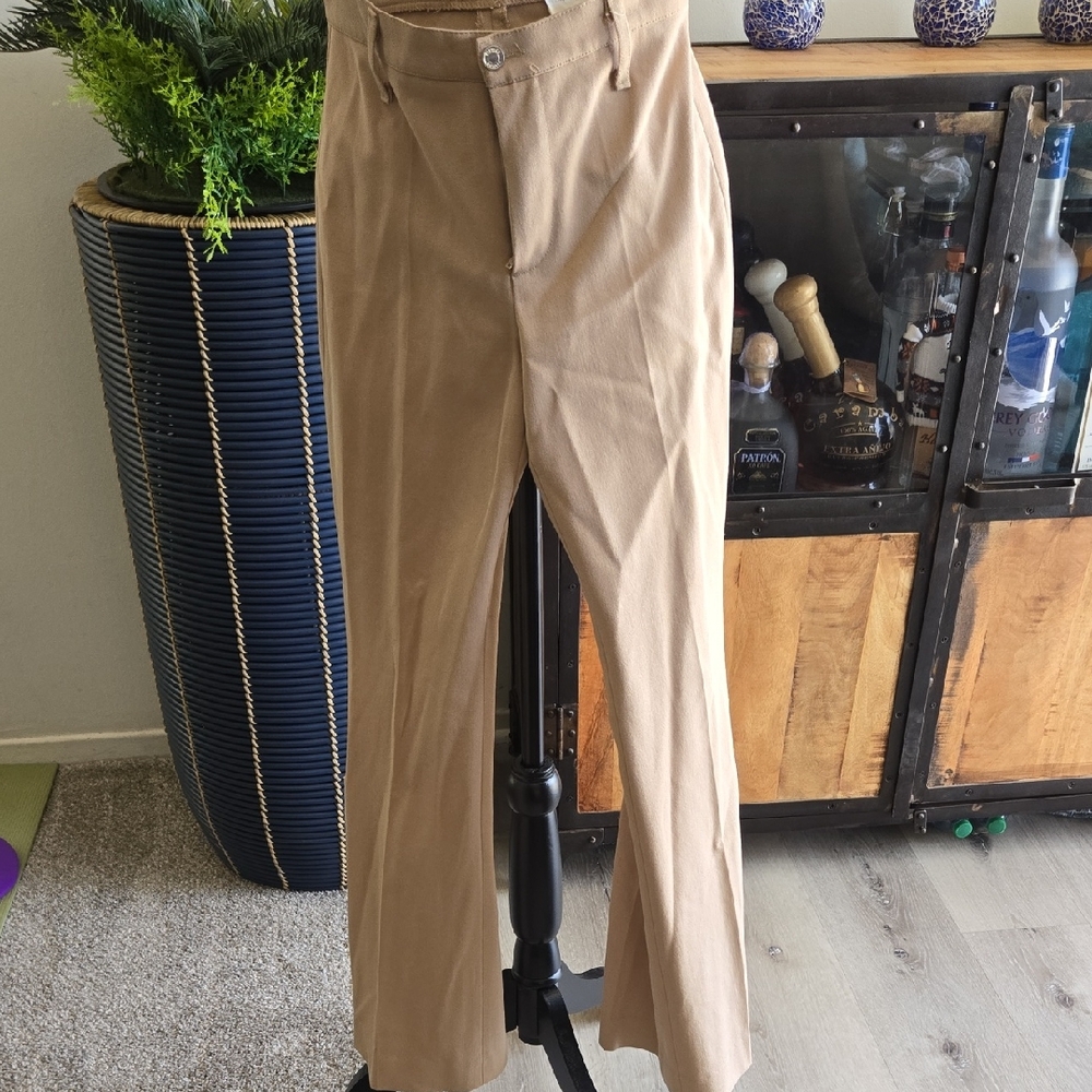 Vertigo Paris Tan Chinos Classic Cotton Blend